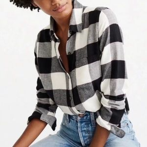 Abercrombie & Fitch Checkered Plaid Flannel Small